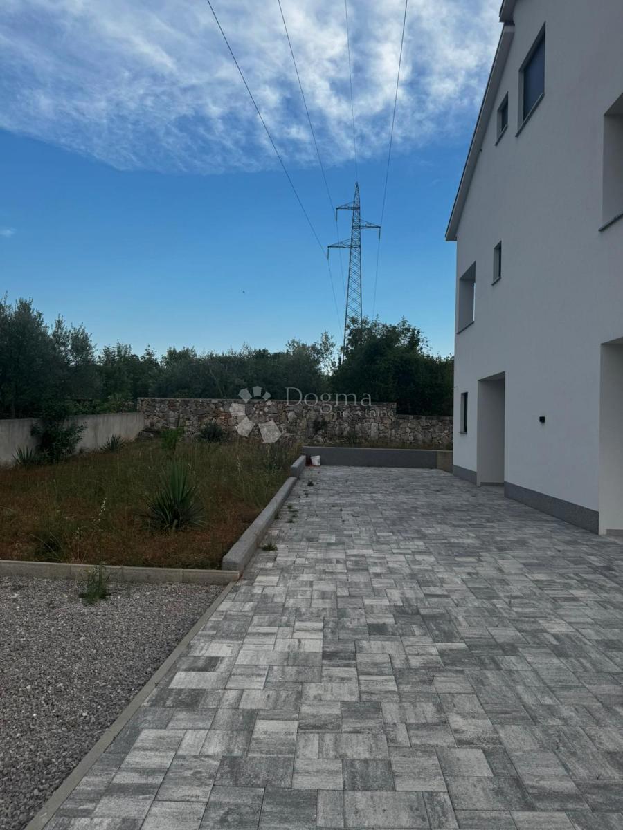 Casa Rasopasno, Dobrinj, 200m2