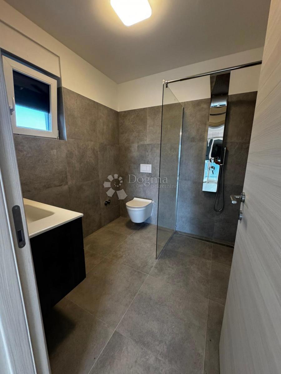 Casa Rasopasno, Dobrinj, 200m2