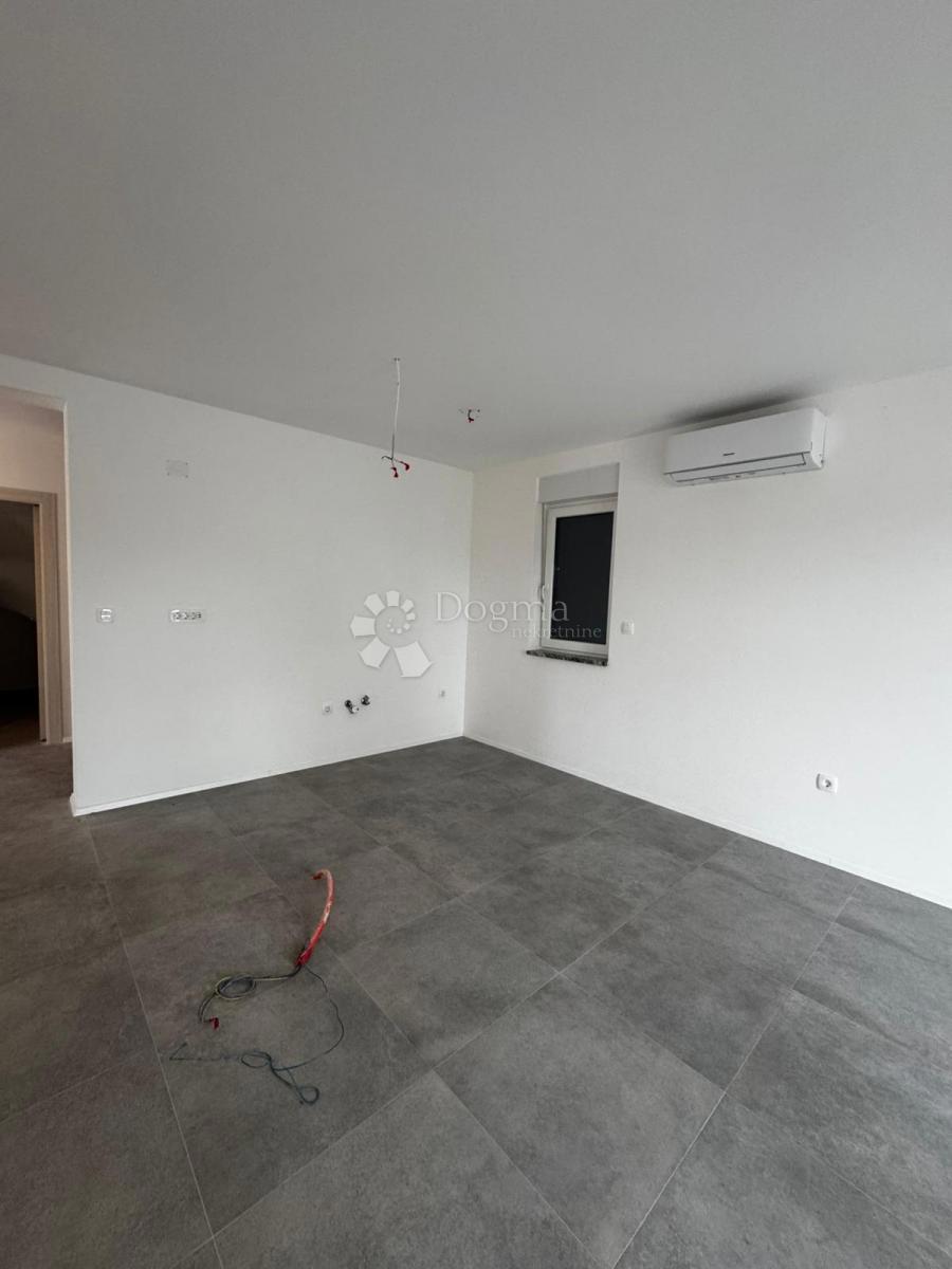 Casa Rasopasno, Dobrinj, 200m2