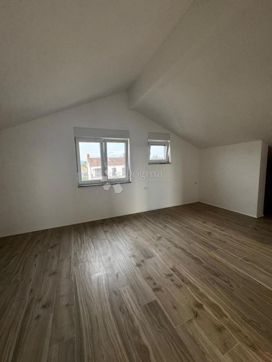 Casa Rasopasno, Dobrinj, 200m2