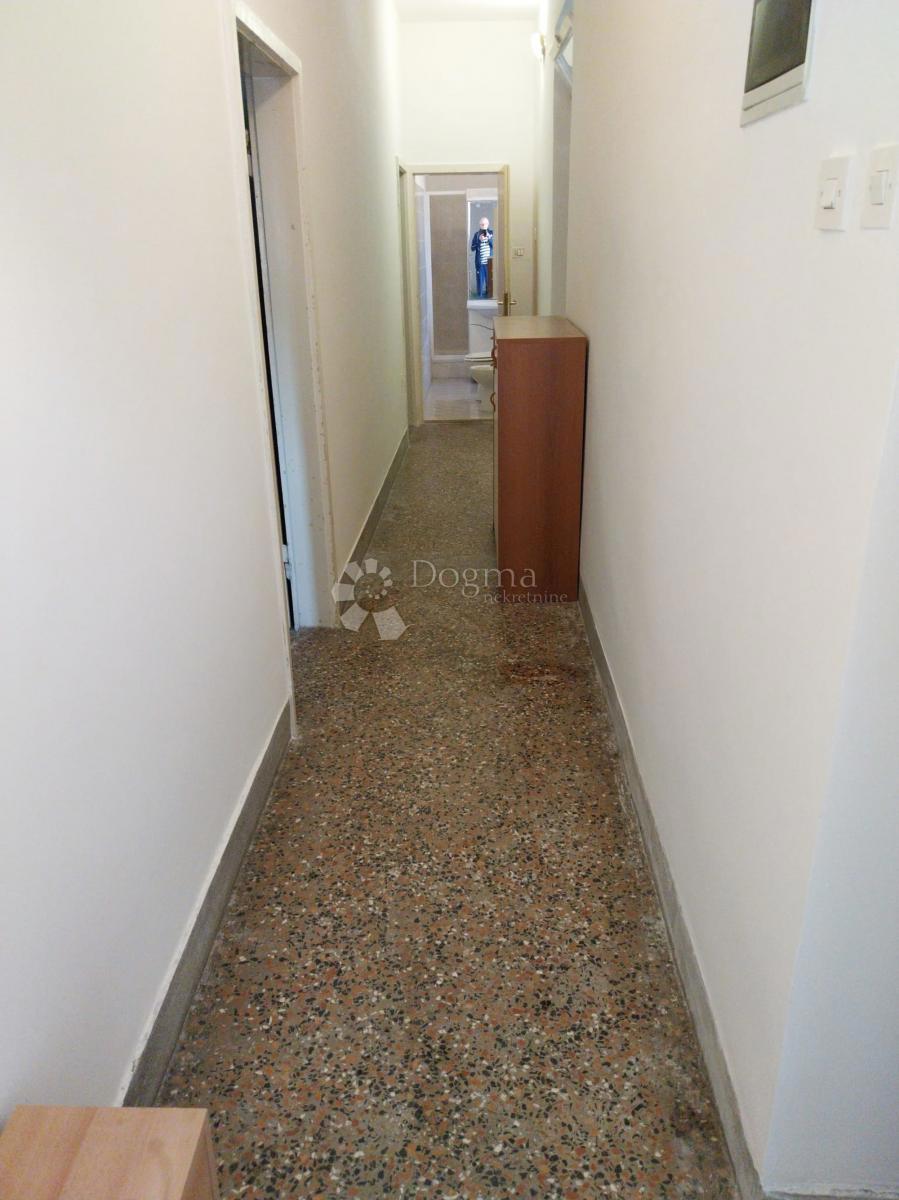 Allogio Centar, Pula, 66,76m2