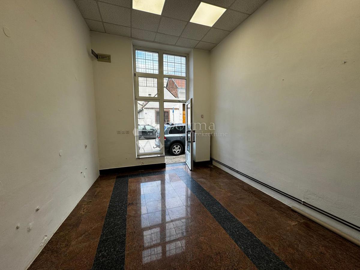 Locale commerciale Centar, Slavonski Brod, 38,48m2