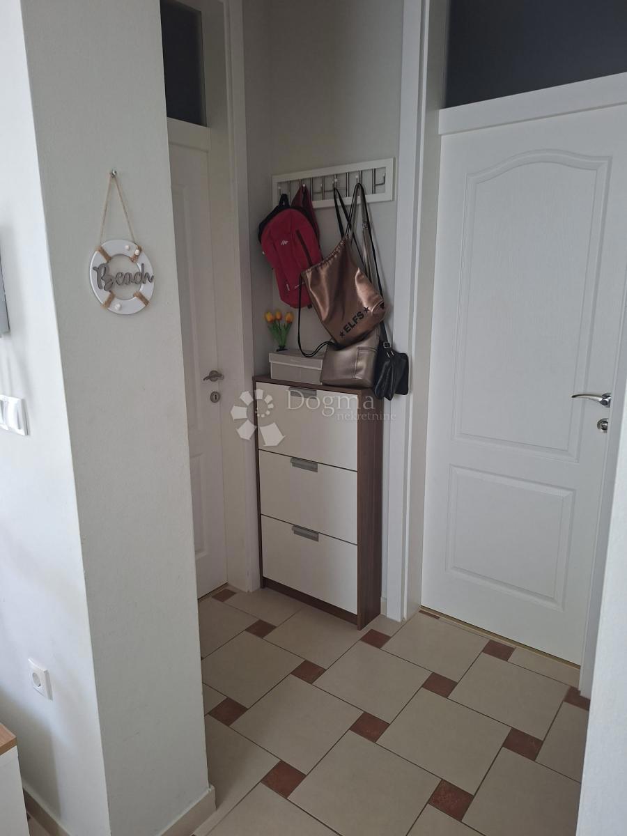 Appartamento 54m2 Pakoštane - pronto per essere abitato, posizione privilegiata