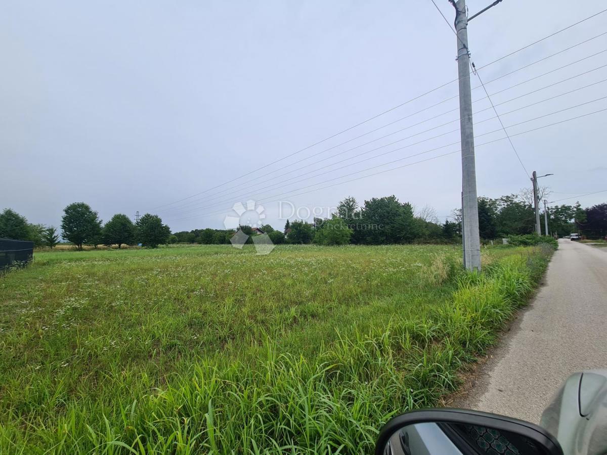 Terreno edificabile Hudi Bitek, Brezovica, 3,12m2