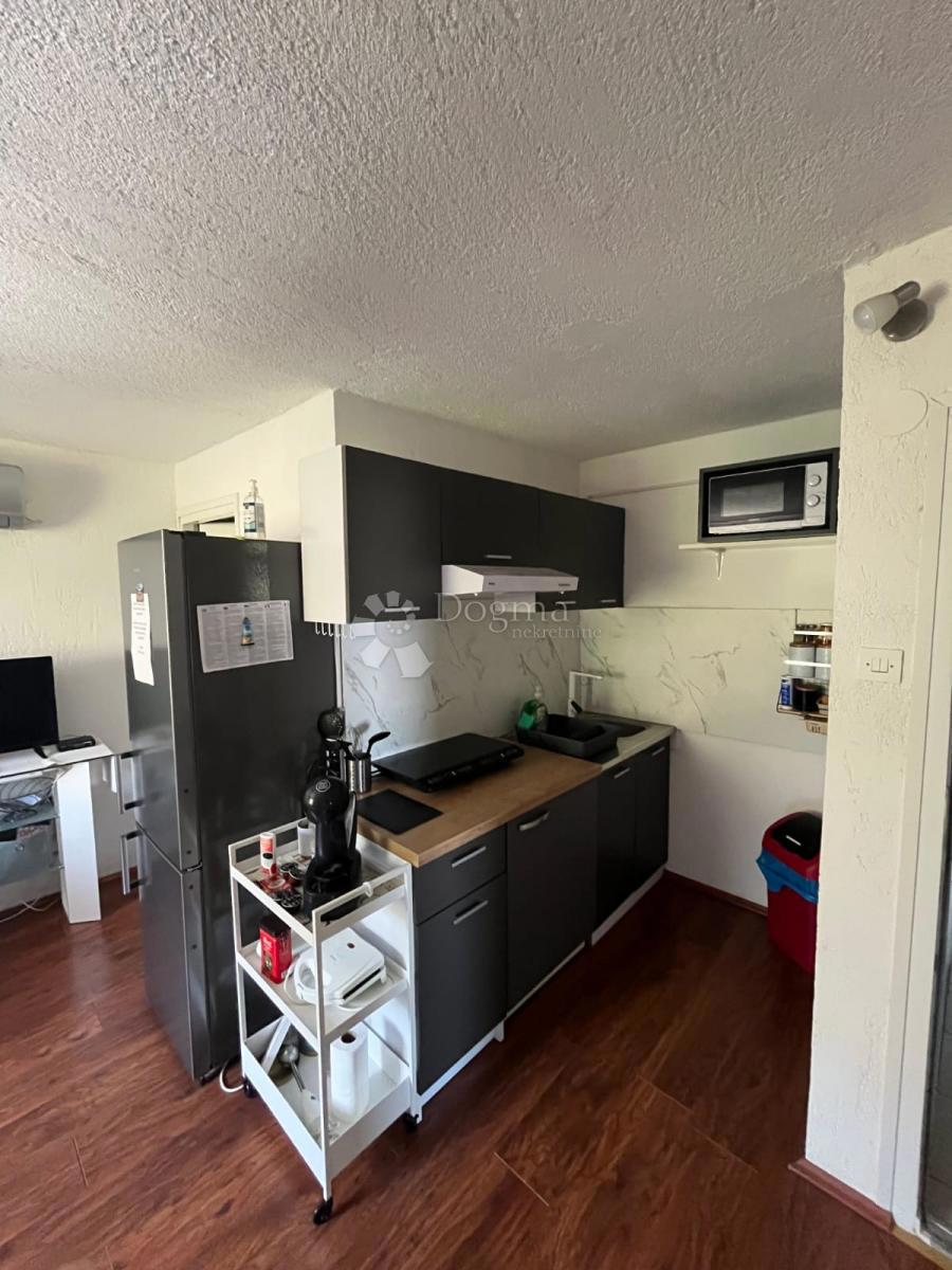 Appartamento Karlobag, 36m2