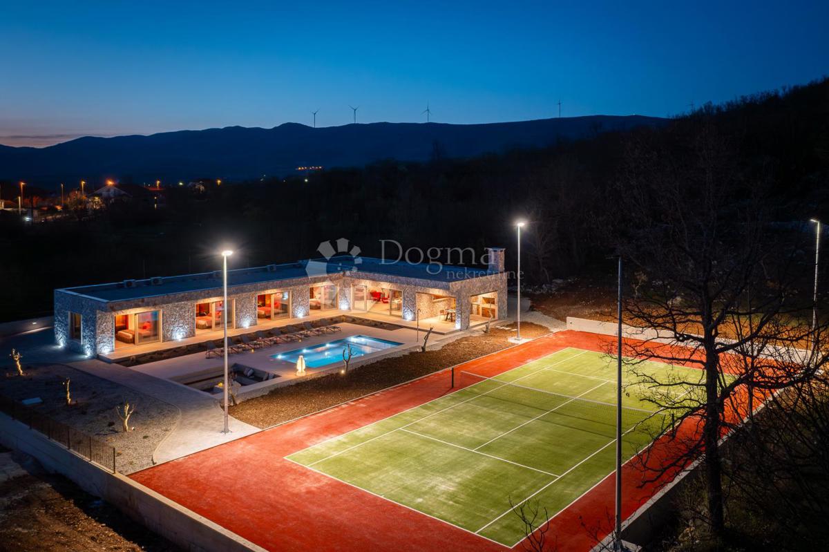 Casa Prisoje, Dicmo, 240m2