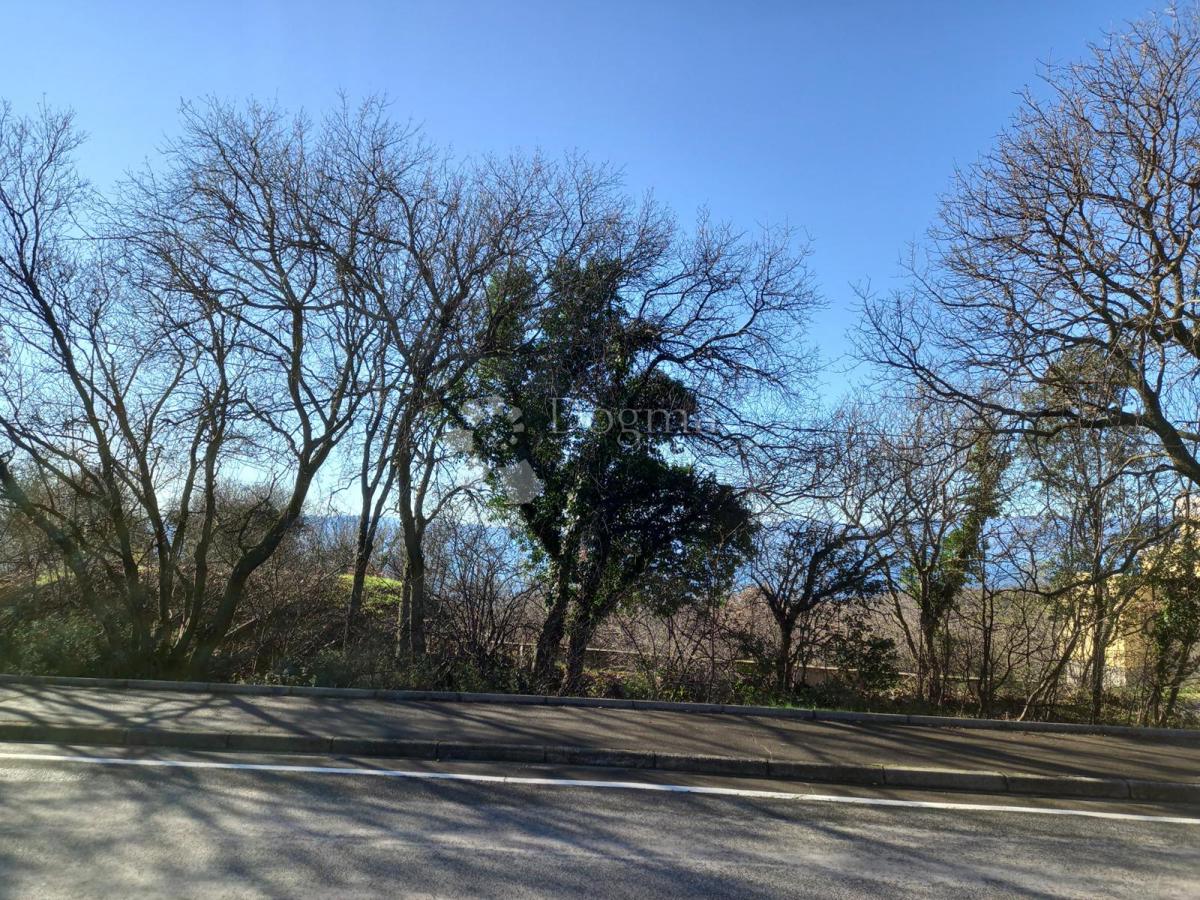 Kostrena, terreno con vista