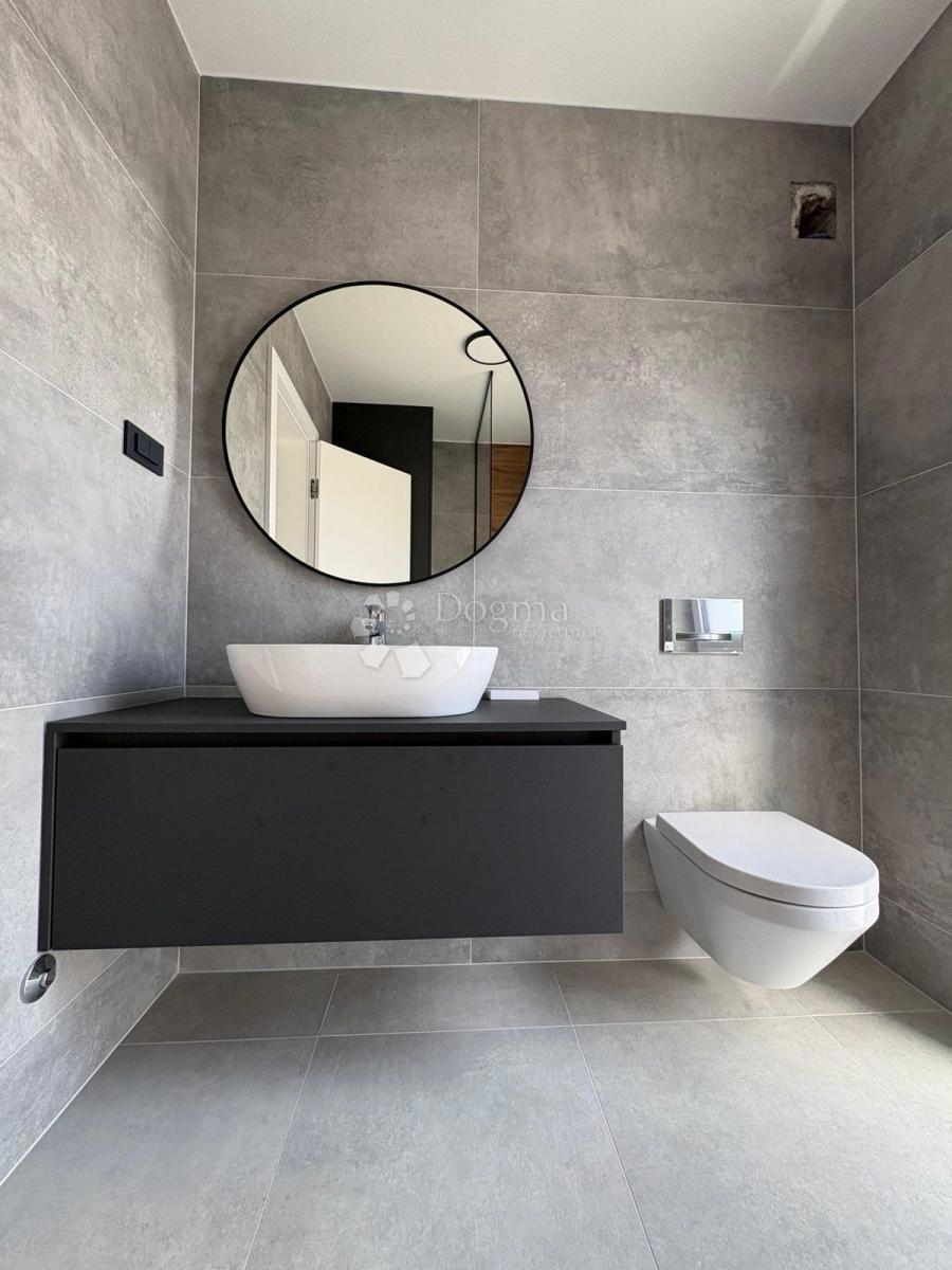 Allogio Škrapavac, Privlaka, 201,83m2