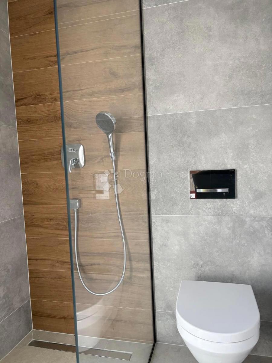 Allogio Škrapavac, Privlaka, 201,83m2