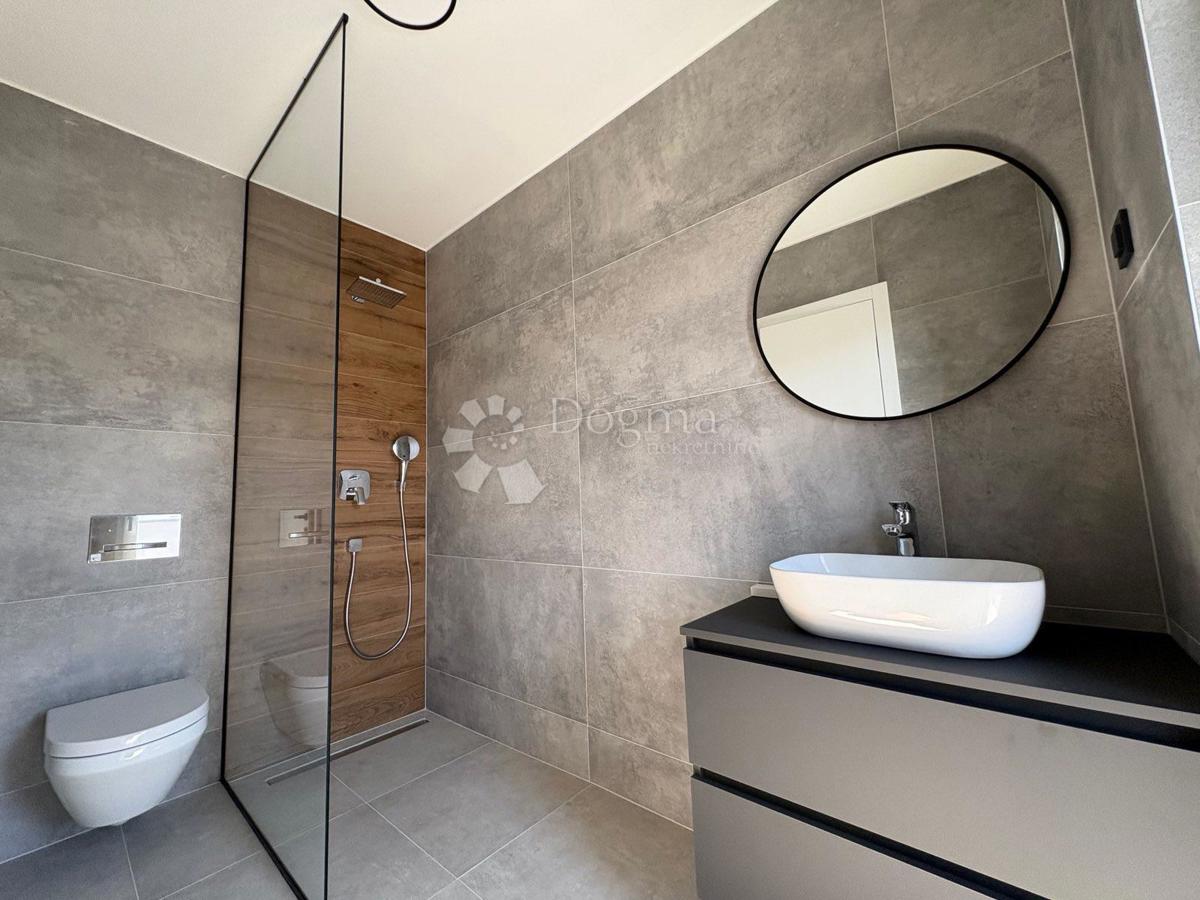 Allogio Škrapavac, Privlaka, 201,83m2