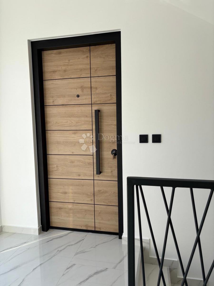 Allogio Škrapavac, Privlaka, 201,83m2