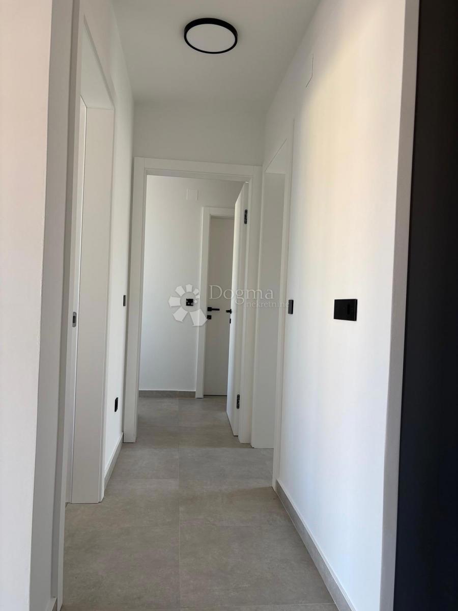 Allogio Škrapavac, Privlaka, 201,83m2