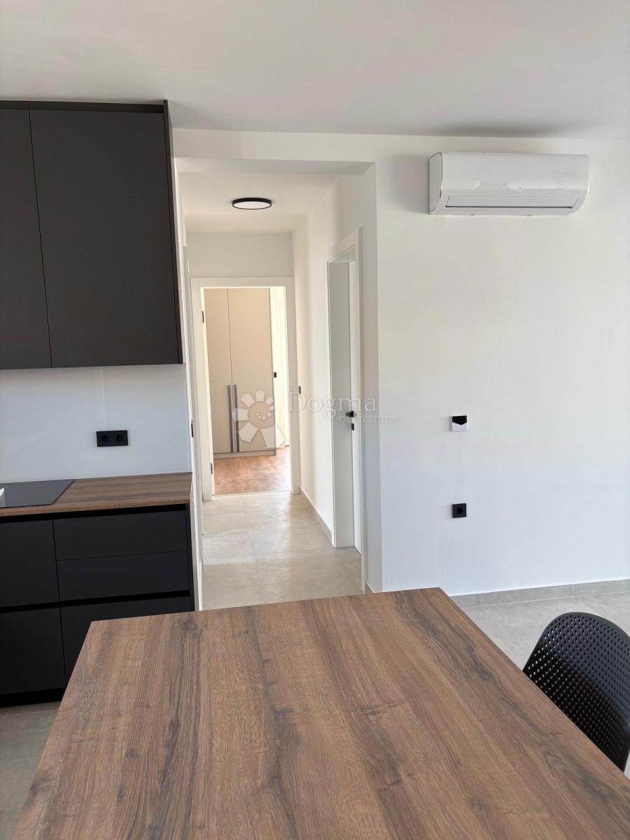 Allogio Škrapavac, Privlaka, 201,83m2