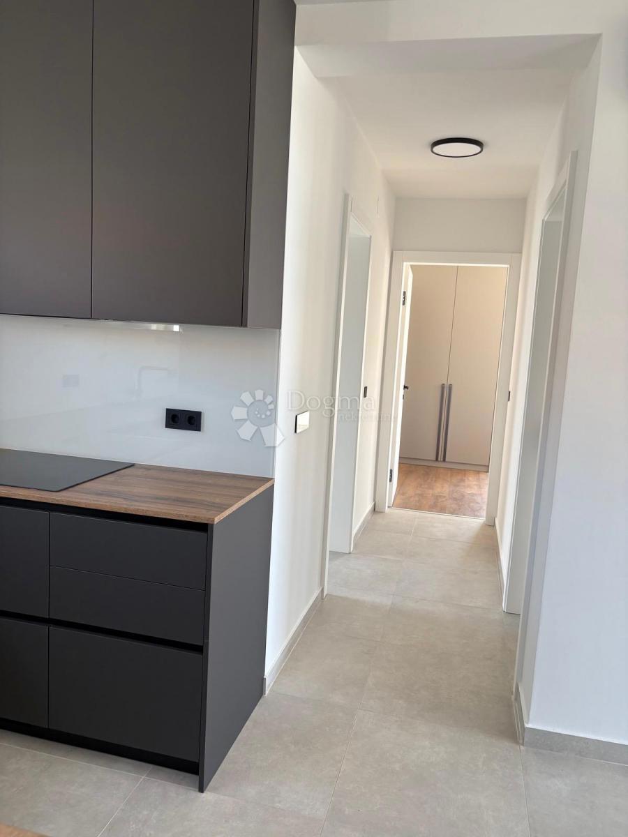 Allogio Škrapavac, Privlaka, 201,83m2