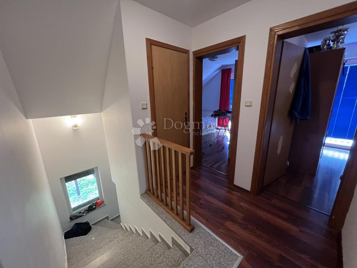 Casa Kloštar Ivanić, 123,97m2