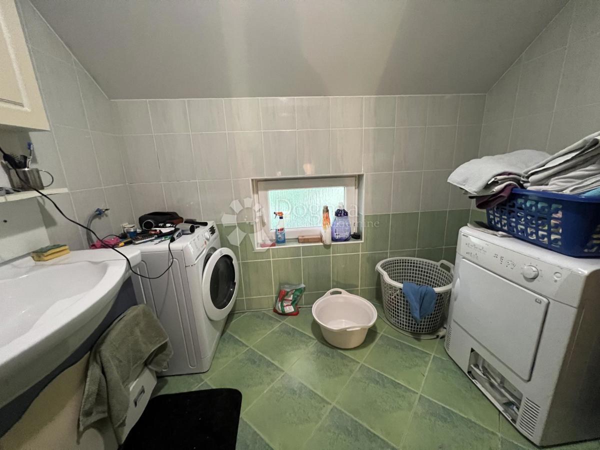 Casa Kloštar Ivanić, 123,97m2