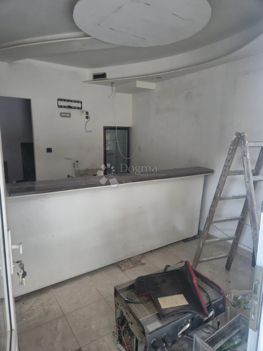 Locale commerciale Trešnjevka, Trešnjevka - Sjever, 68,59m2