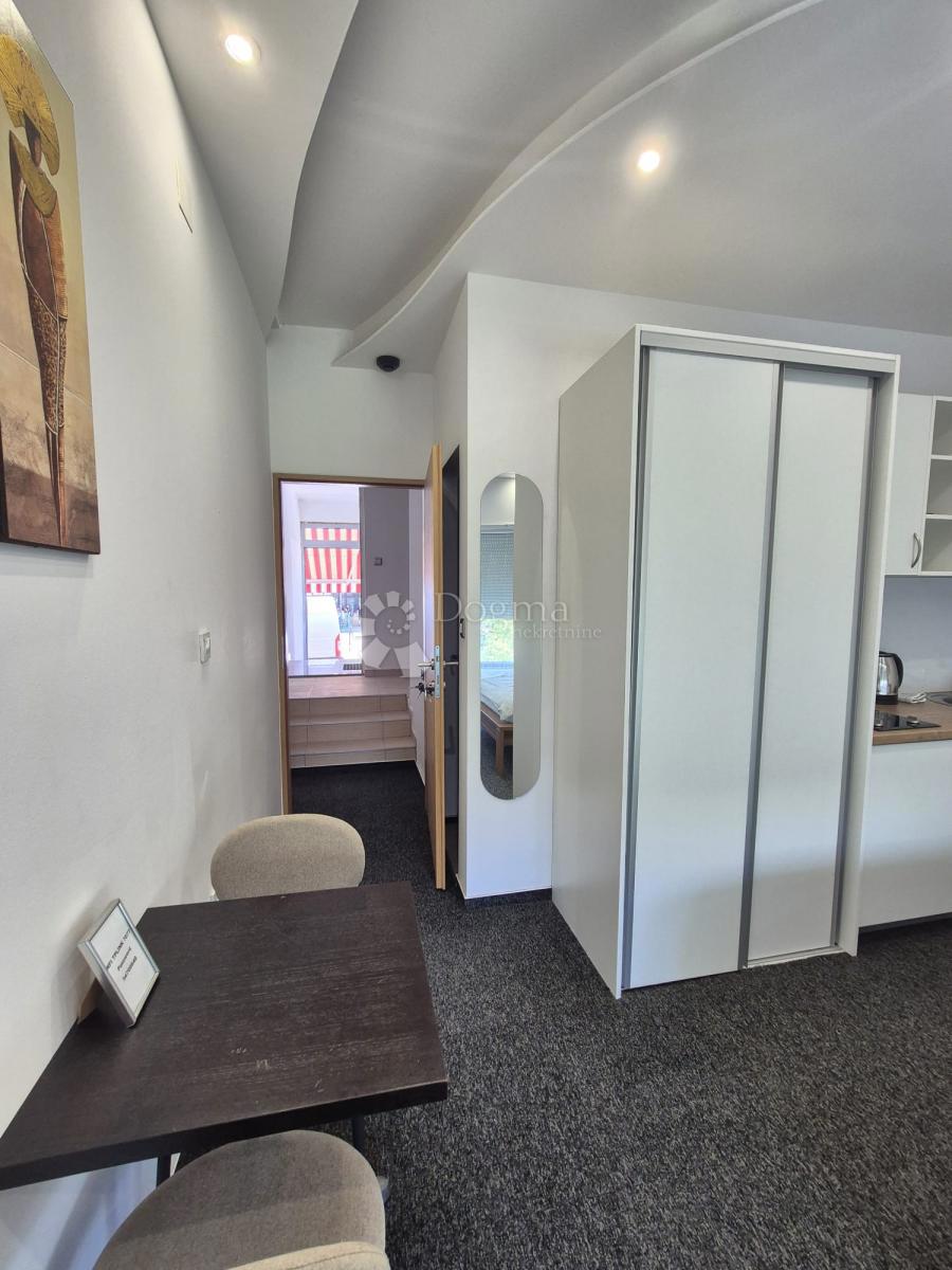 Locale commerciale Trešnjevka, Trešnjevka - Sjever, 68,59m2