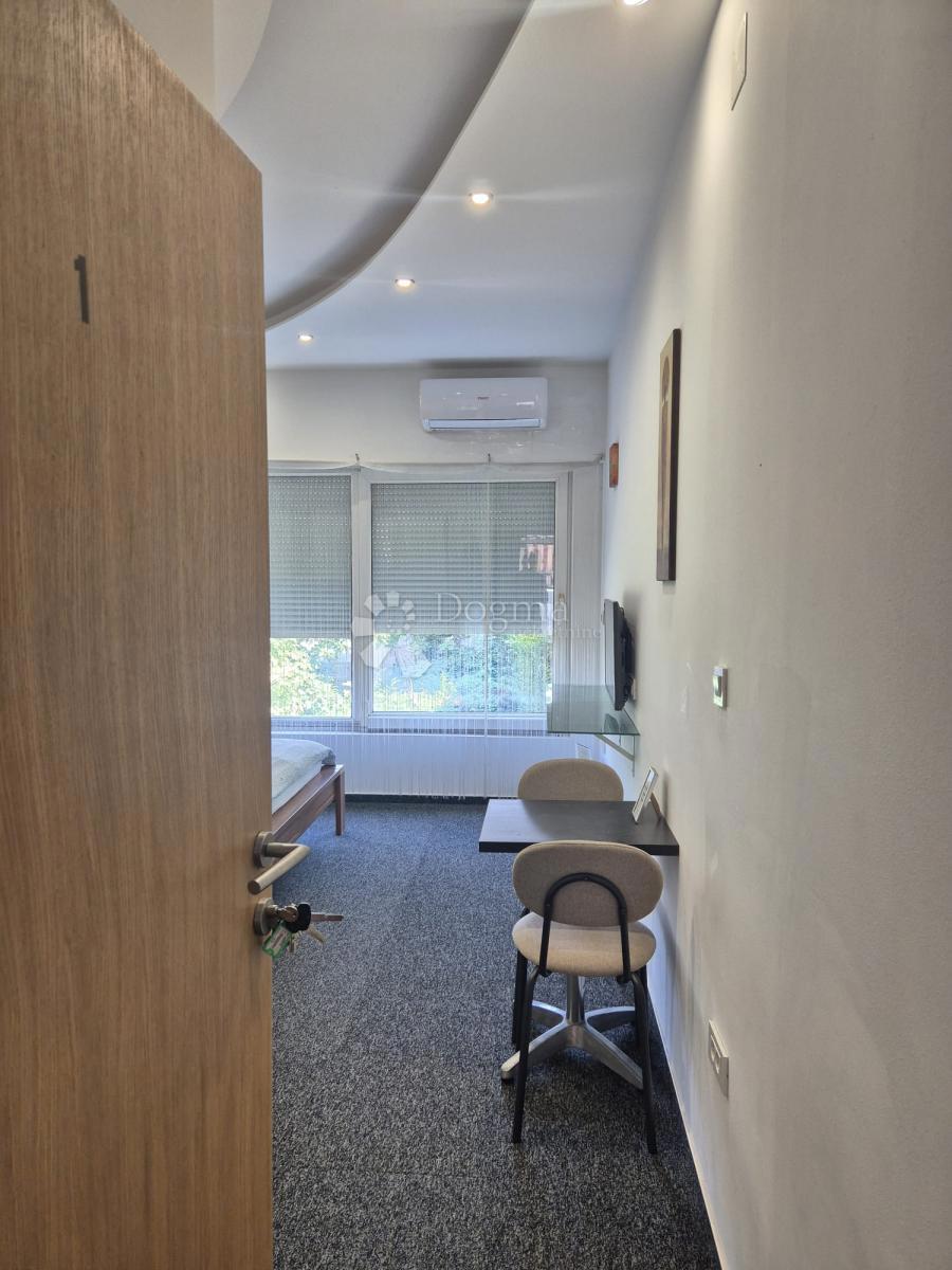 Locale commerciale Trešnjevka, Trešnjevka - Sjever, 68,59m2