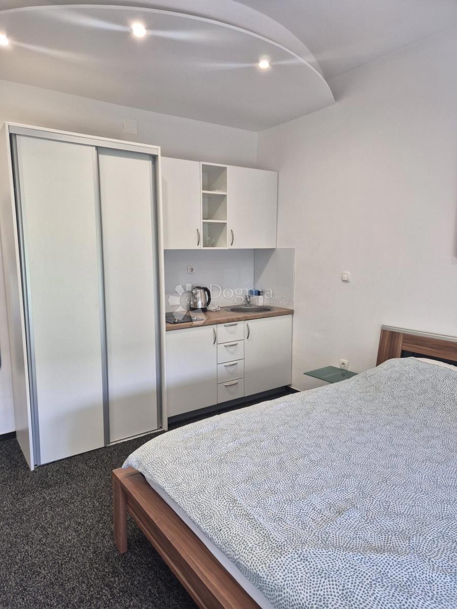 Locale commerciale Trešnjevka, Trešnjevka - Sjever, 68,59m2