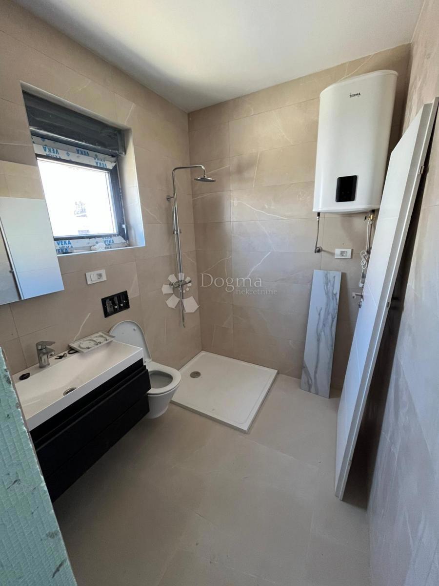 Allogio Višnjik, Zadar, 92m2