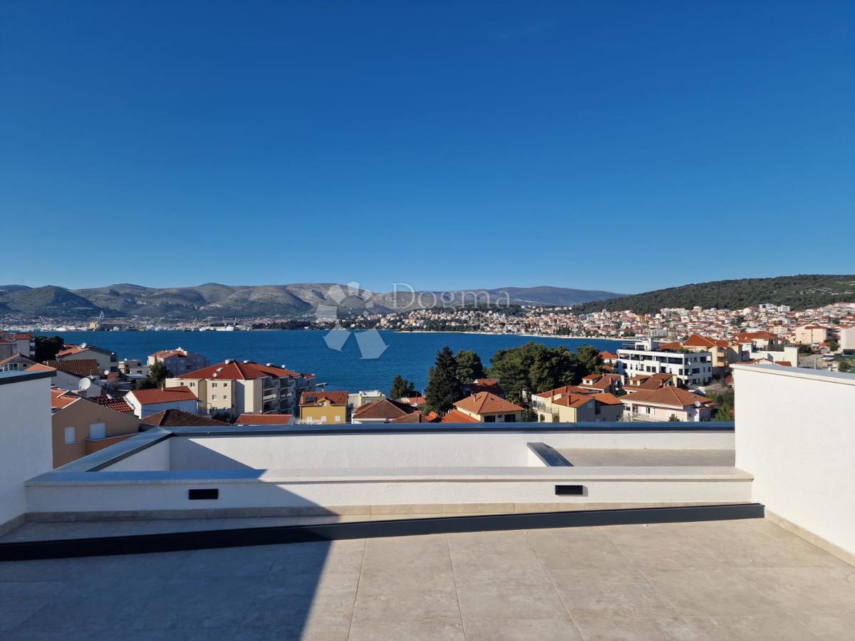 Allogio Okrug Gornji, Okrug, 93,20m2