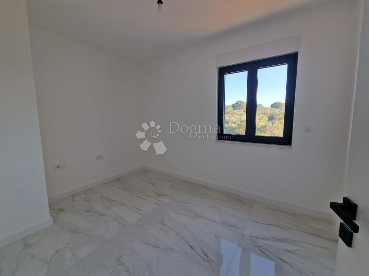 Allogio Okrug Gornji, Okrug, 93,20m2