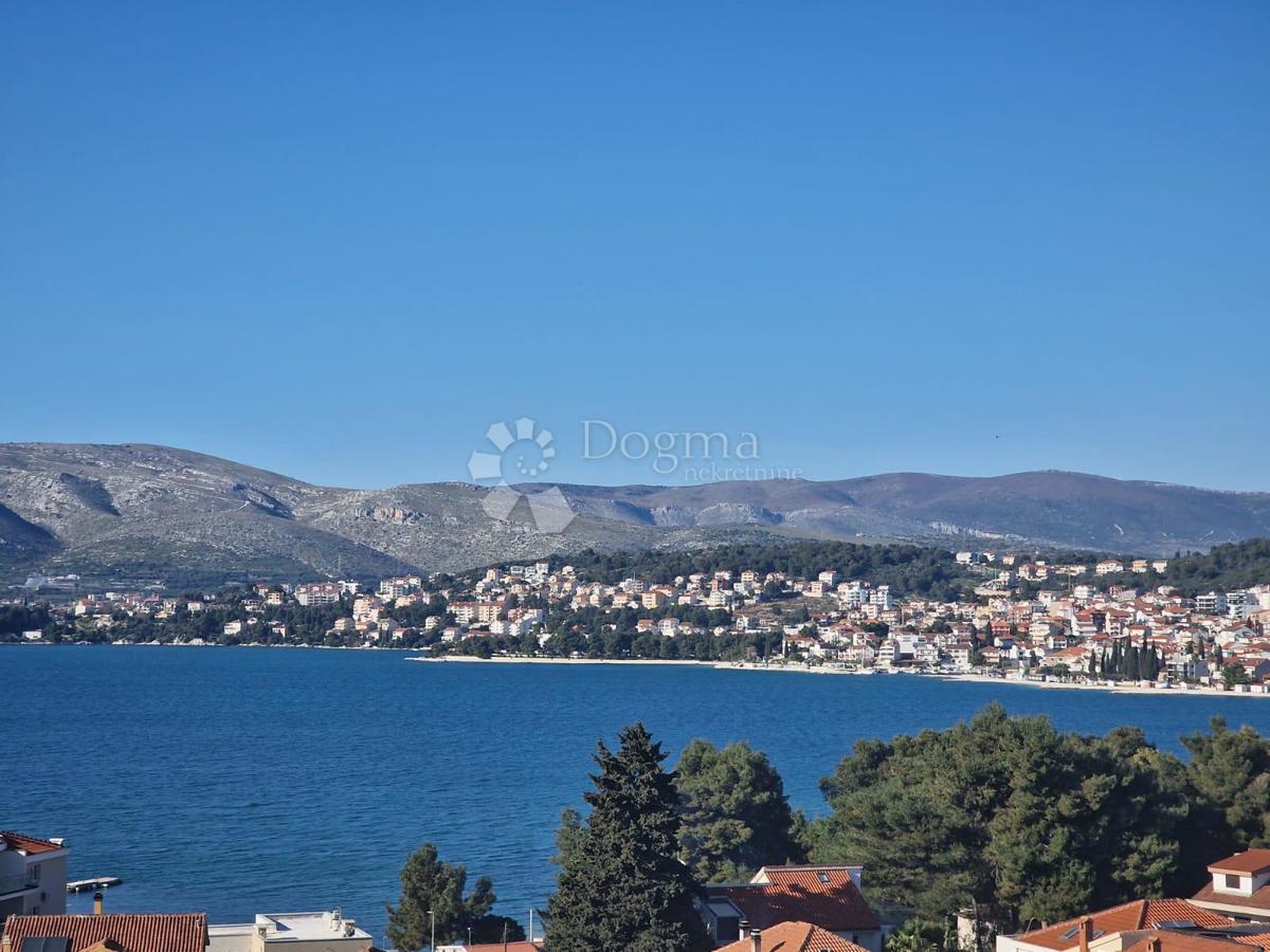 Allogio Okrug Gornji, Okrug, 93,20m2