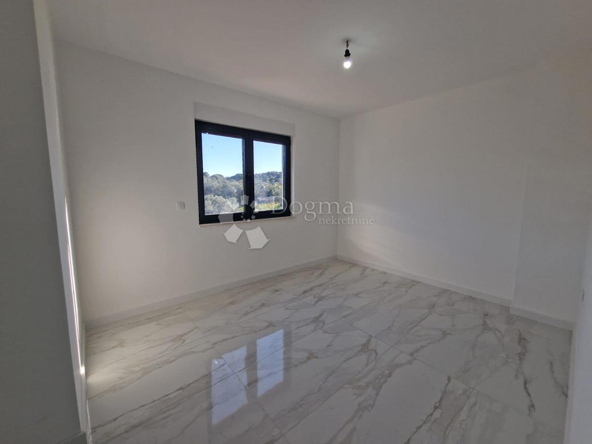 Allogio Okrug Gornji, Okrug, 93,20m2