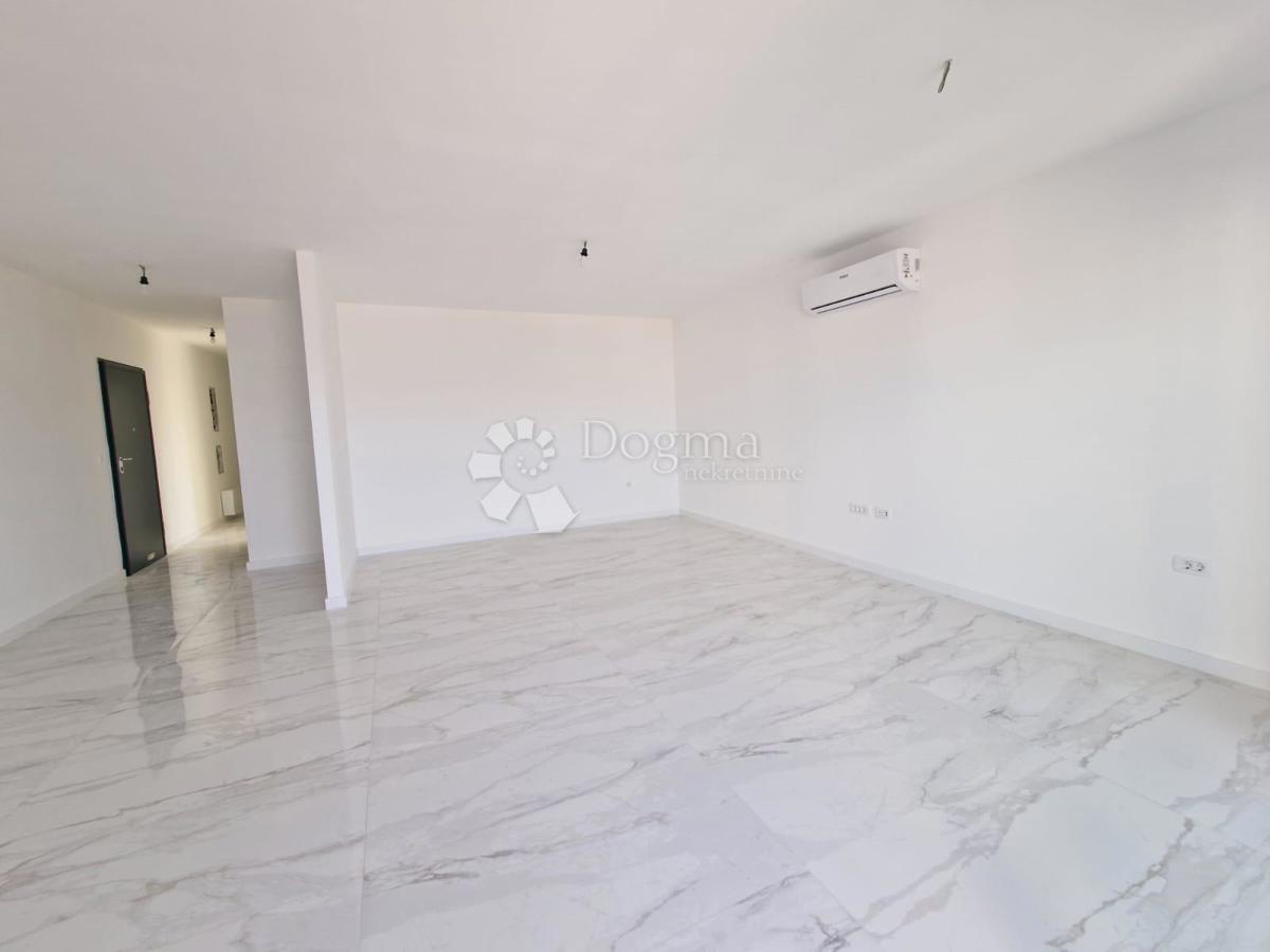 Allogio Okrug Gornji, Okrug, 71,94m2