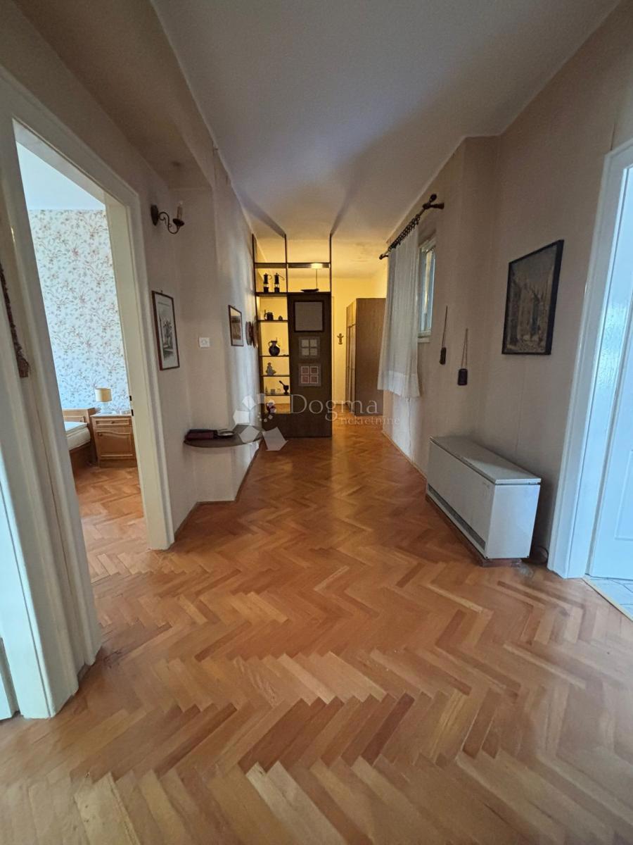 Allogio Manuš, Split, 121,87m2