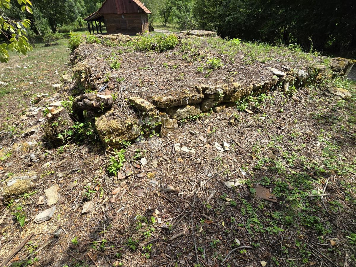 Terreno agricolo Tržić Tounjski, Tounj, 133.700m2