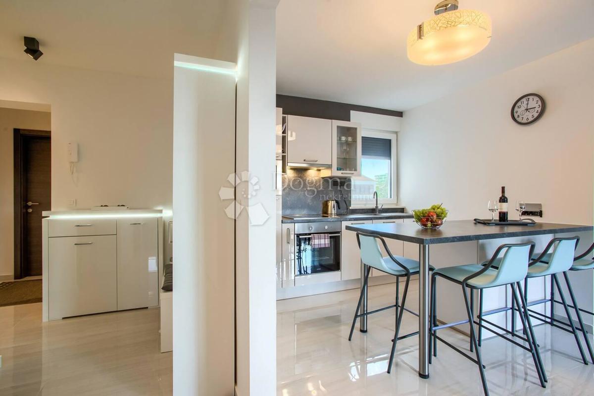 Allogio Centar, Pula, 58,60m2