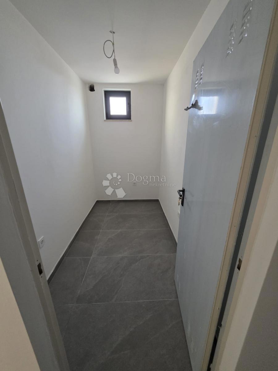 Allogio Rogoznica, 66,80m2