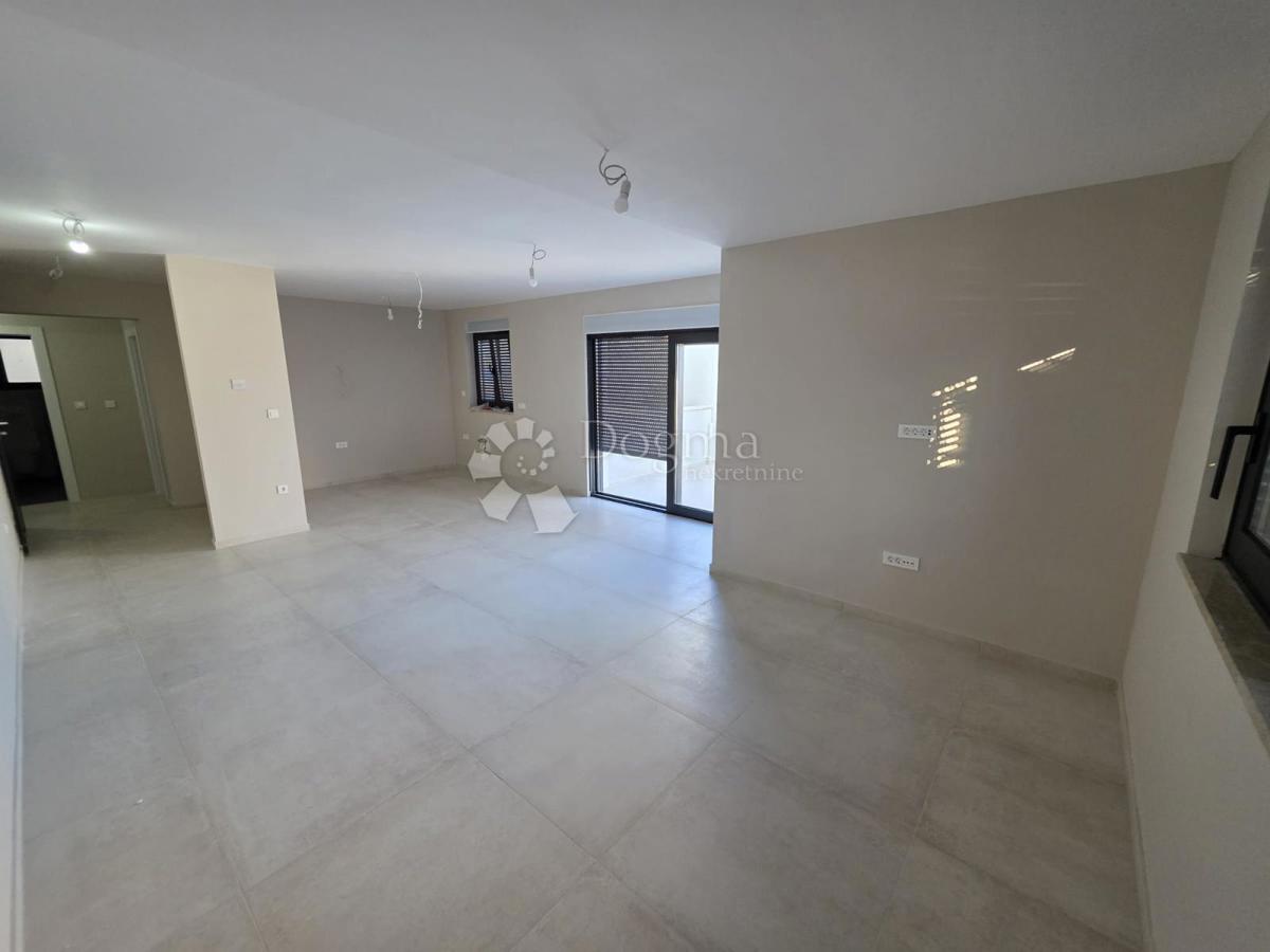 Allogio Rogoznica, 66,80m2