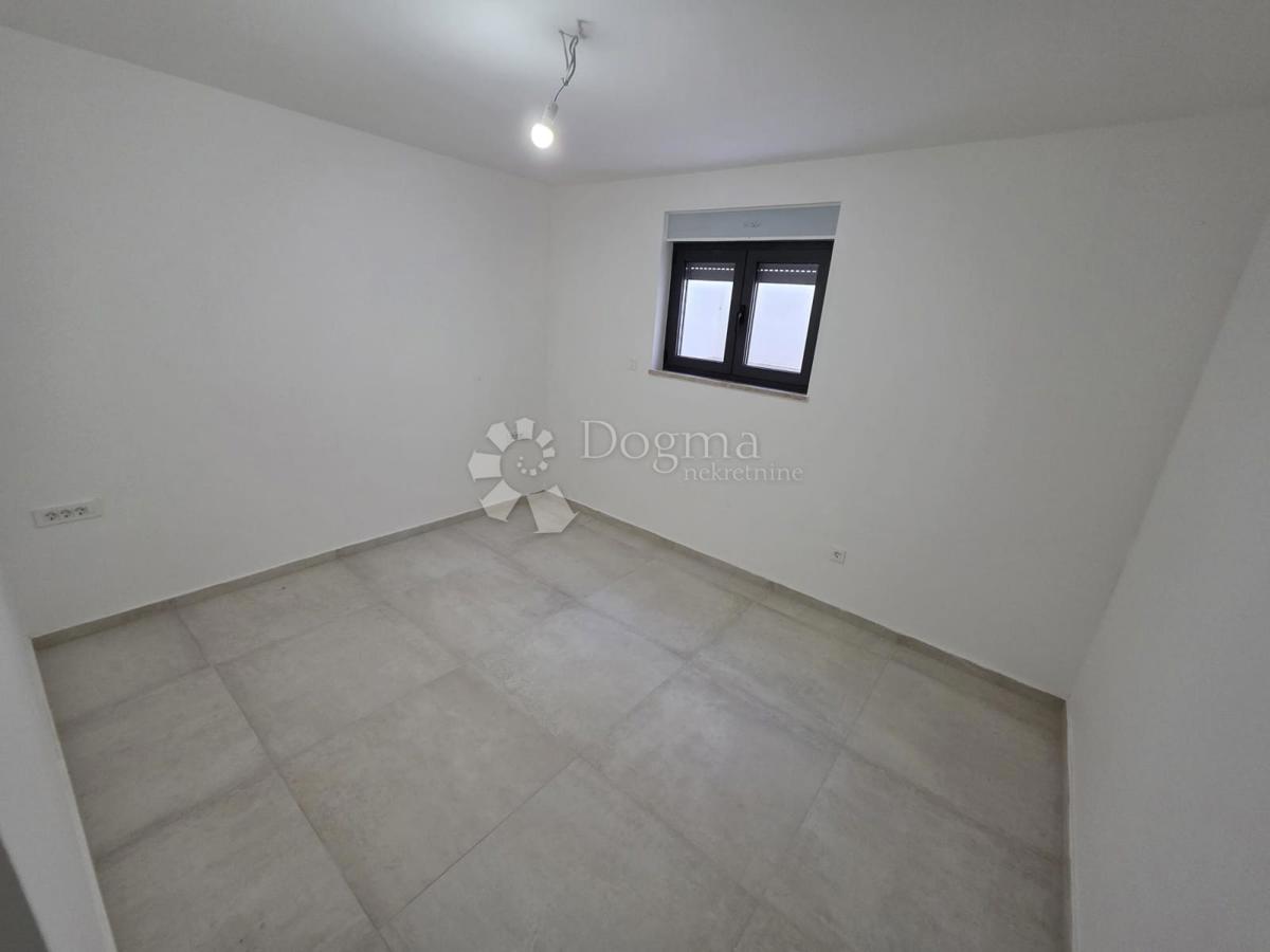 Allogio Rogoznica, 66,80m2