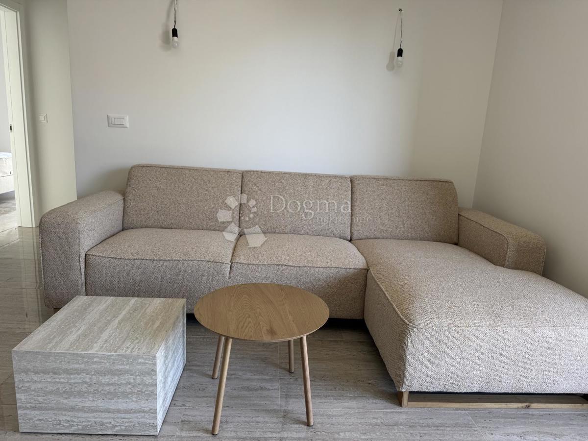 Allogio Belafuža, Zadar, 102m2