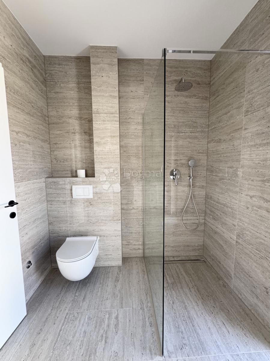 Allogio Belafuža, Zadar, 102m2