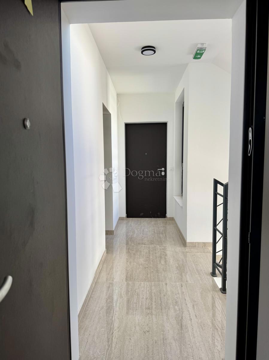 Allogio Belafuža, Zadar, 102m2