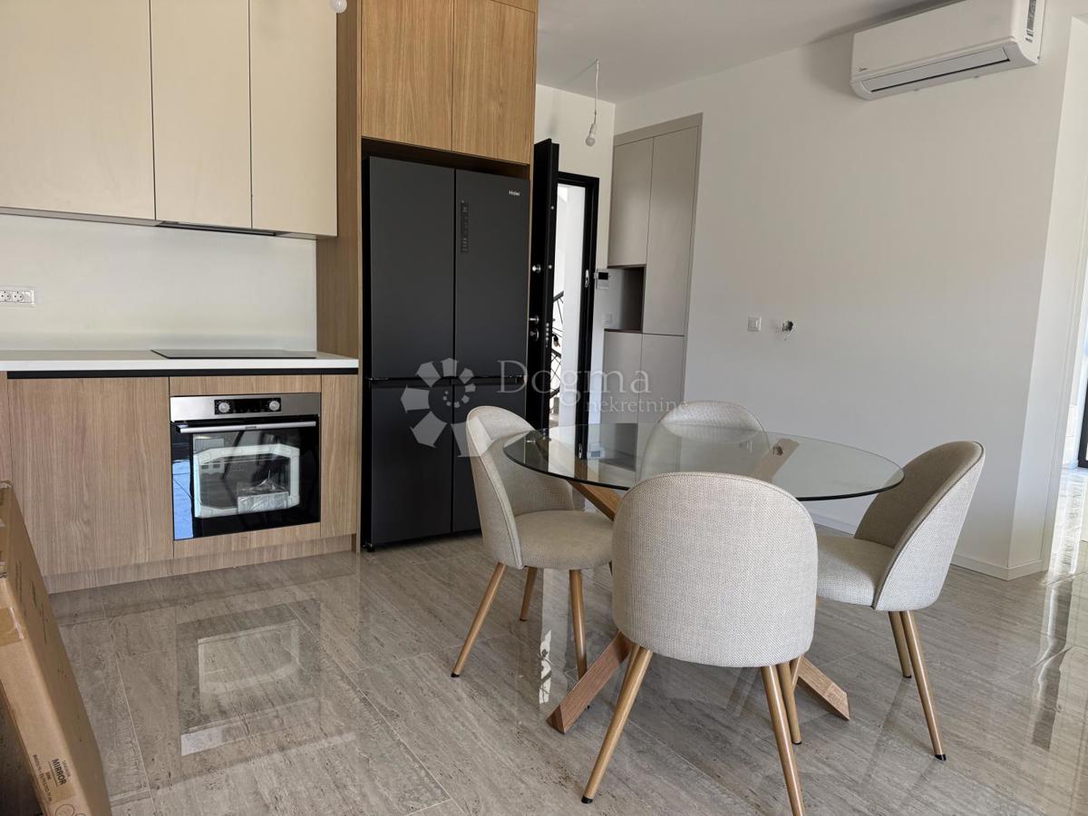 Allogio Belafuža, Zadar, 102m2