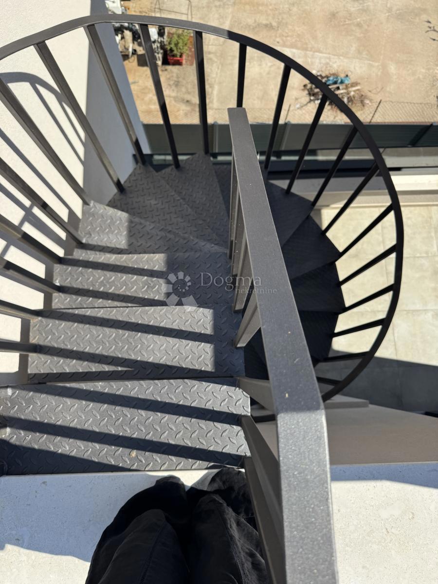 Allogio Belafuža, Zadar, 102m2