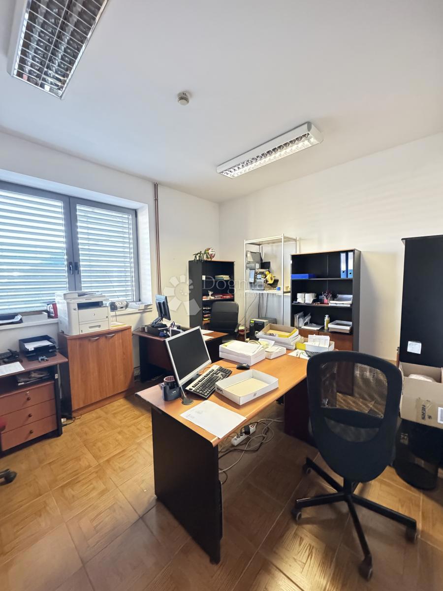 Locale commerciale Dubec, Gornja Dubrava, 1.496,38m2