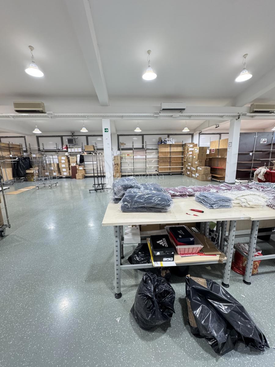 Locale commerciale Dubec, Gornja Dubrava, 1.496,38m2