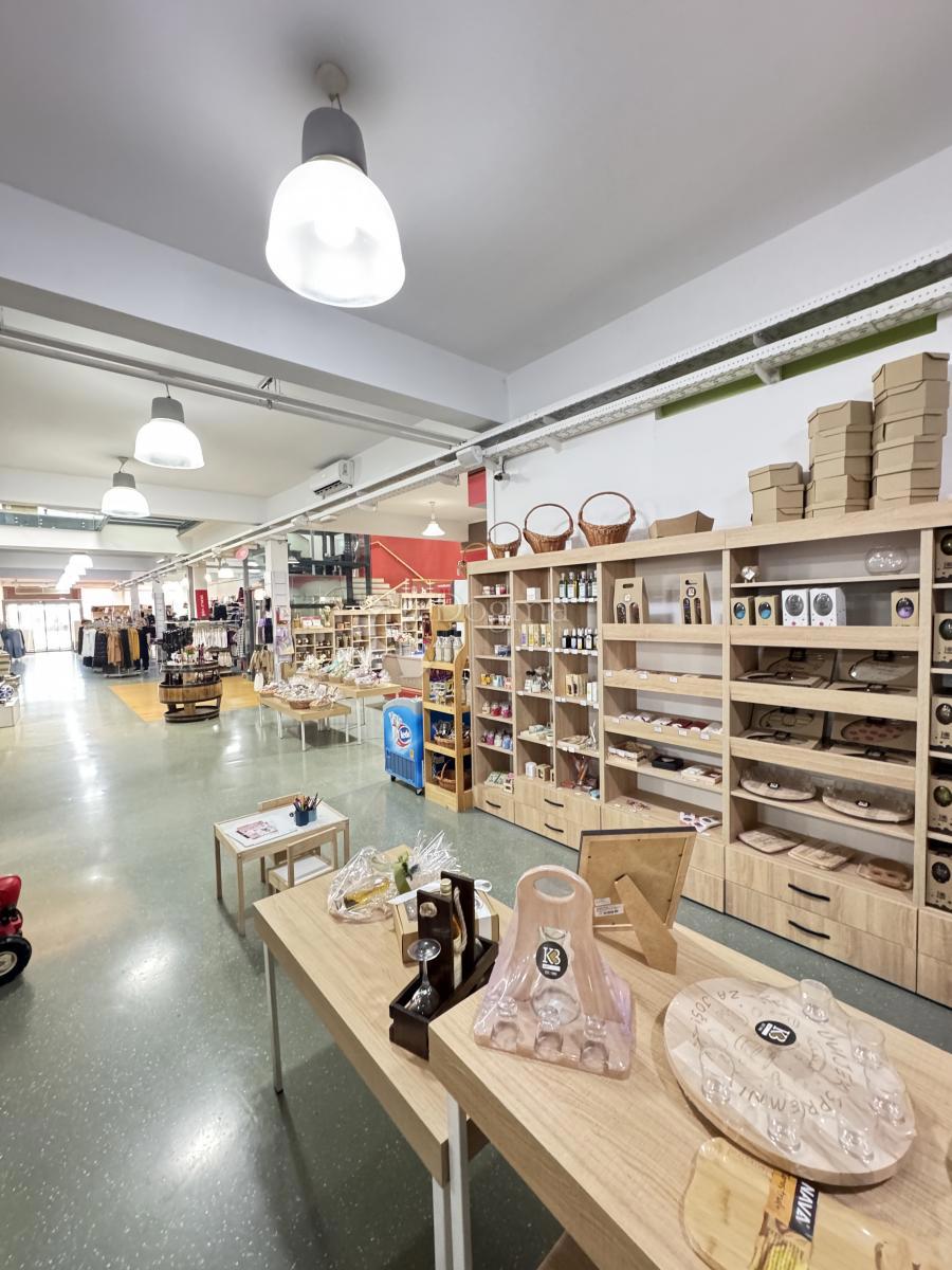 Locale commerciale Dubec, Gornja Dubrava, 1.496,38m2