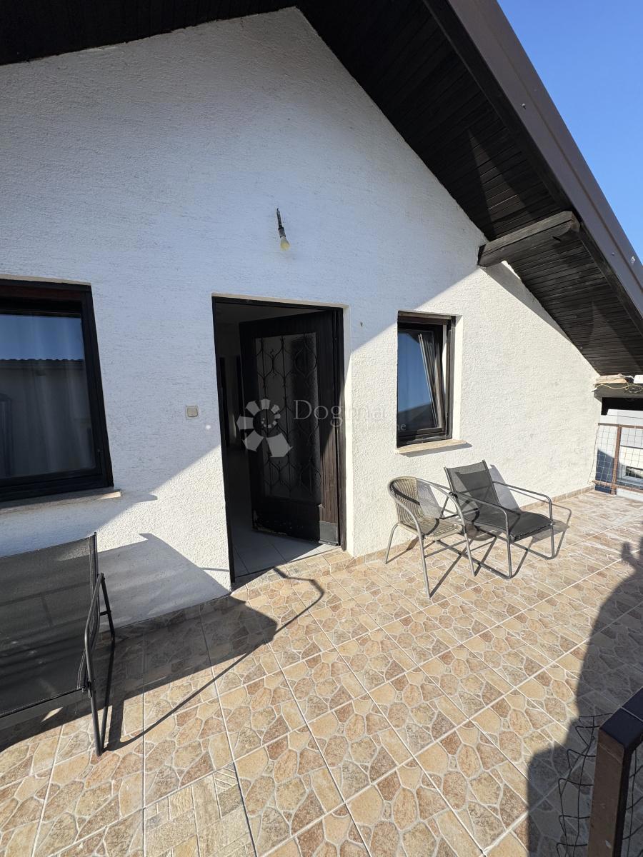 Casa Donja Dubrava, 245m2