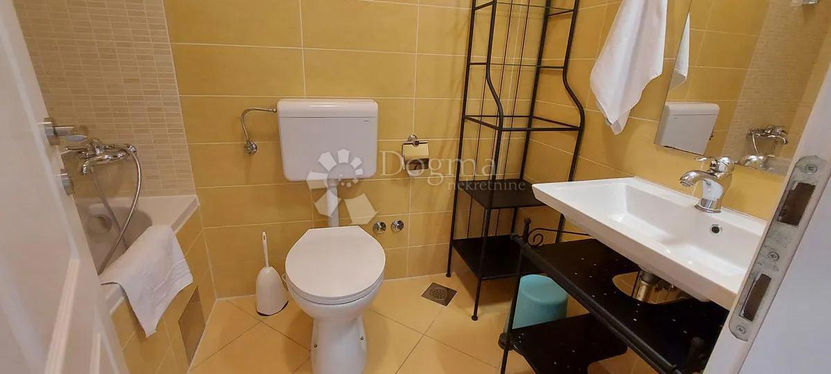 Casa Barbat na Rabu, Rab, 100m2