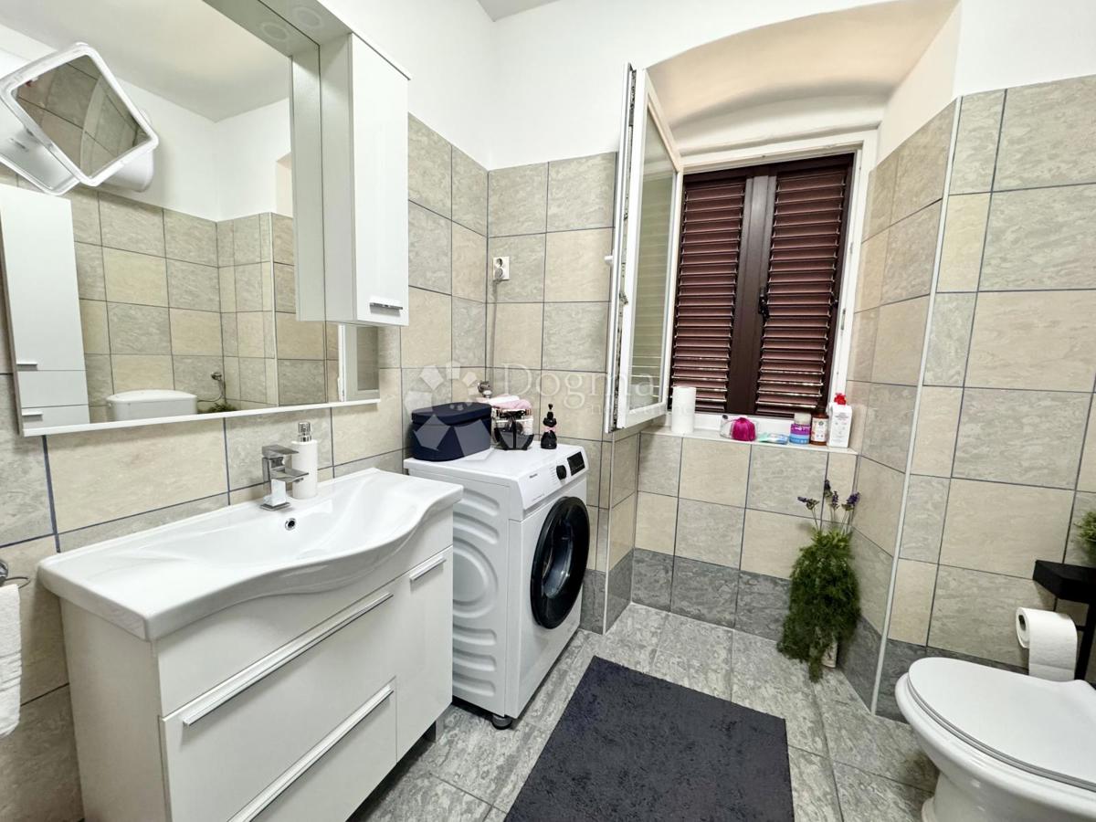 Allogio Centar, Rijeka, 59,43m2