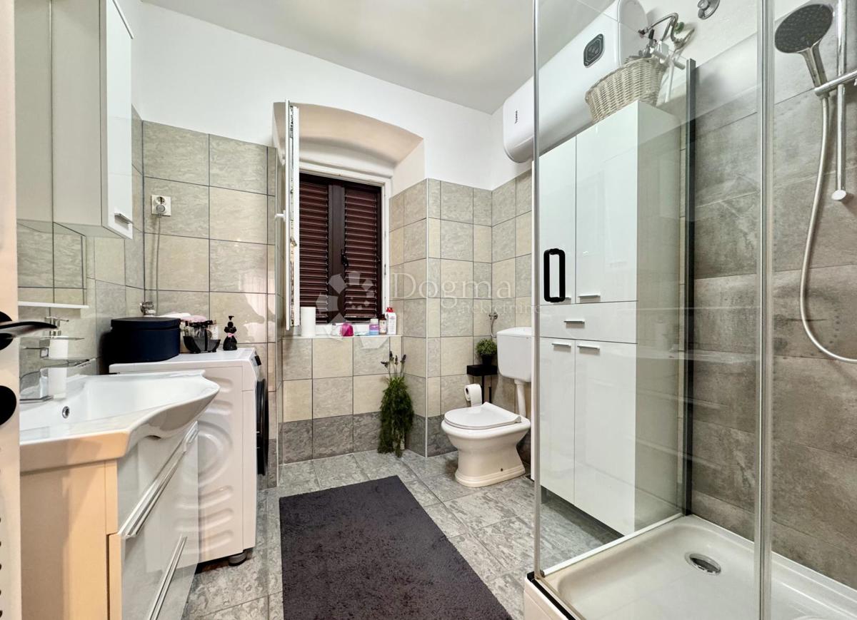 Allogio Centar, Rijeka, 59,43m2