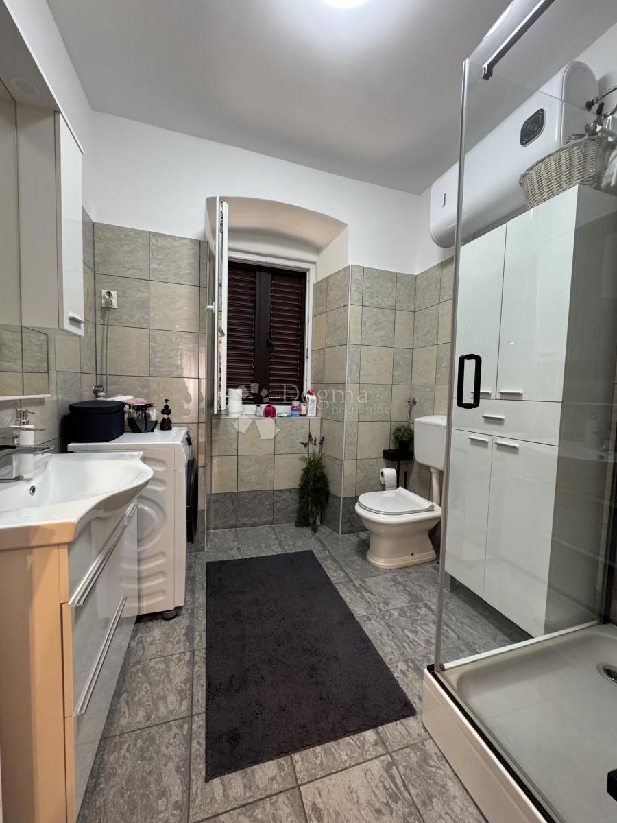 Allogio Centar, Rijeka, 59,43m2