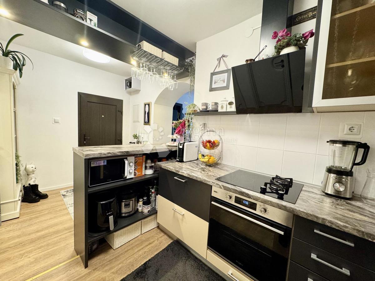 Allogio Centar, Rijeka, 59,43m2